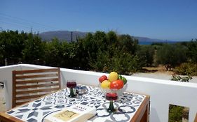 Maro Suites